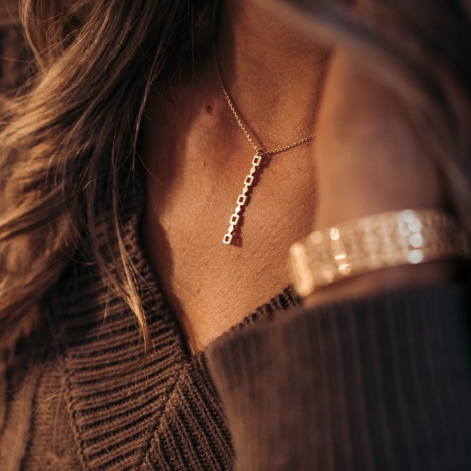 Halsband, Anima - Förgyllt