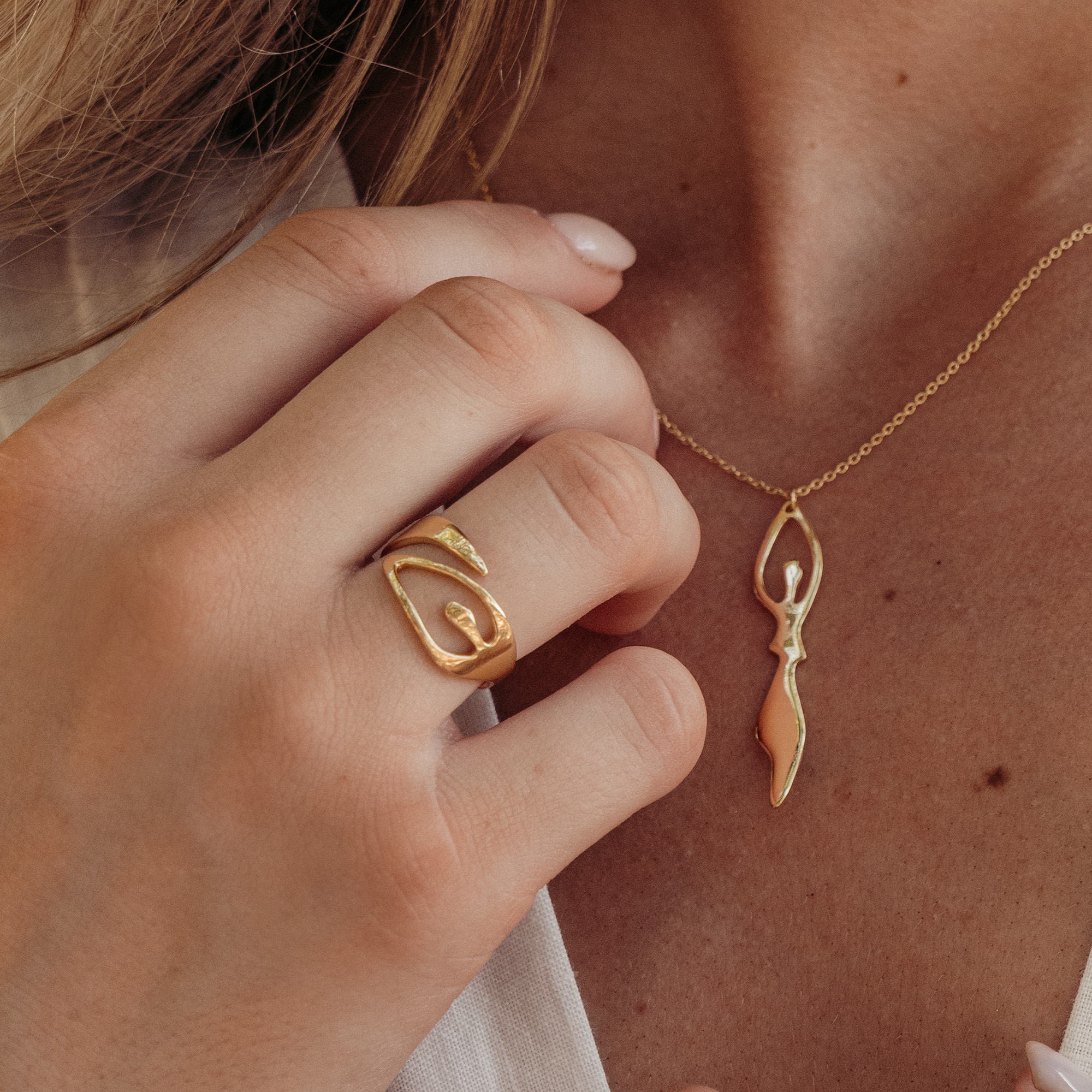 Ring Donna, Förgyllt